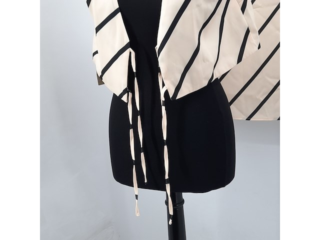 Rok, maat 38 en top, maat 36, pretty lavish - afbeelding 4 van  9
