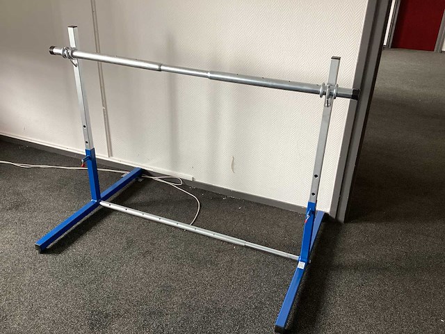 Rol dispenser voor verpakkingsmateriaal - afbeelding 1 van  6