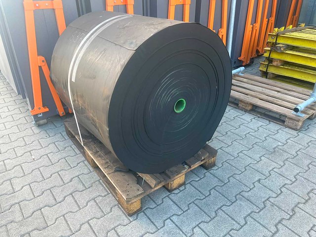 Rol epdm - afbeelding 1 van  9