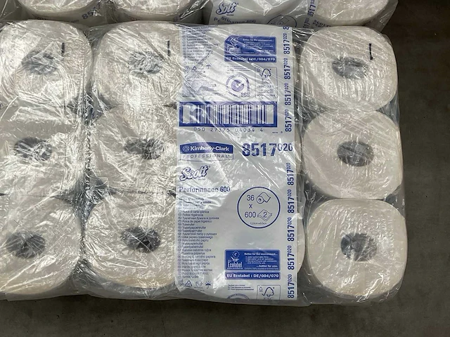 Rol kimberly clark 2-laags 600 vel toiletpapier (144x) - afbeelding 2 van  2