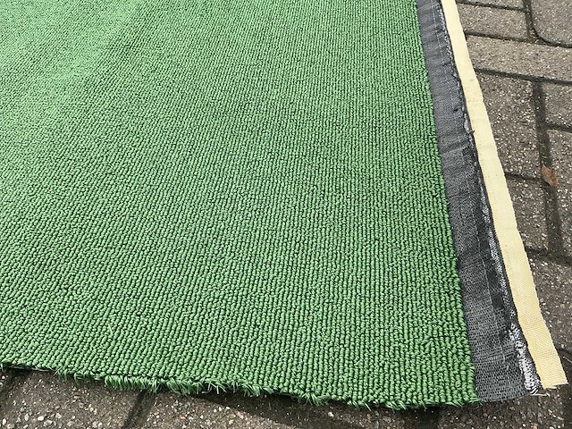 Rol kunstgras tc-padel loop 180 latex 4,05x22,6m. ongebruikt. - afbeelding 5 van  7