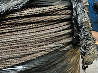 Rol staalkabel op haspel - afbeelding 2 van  4