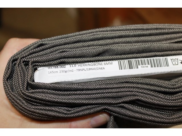 Rol stof 1 rol grijs 145 breed 250 gr 11 meter - afbeelding 7 van  7