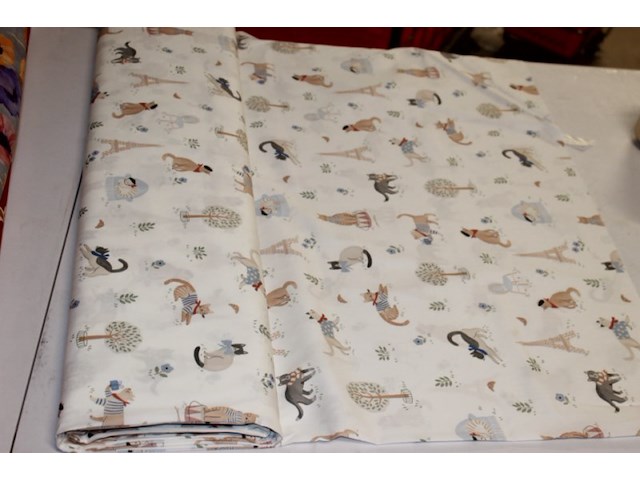 Rol stof 1 rol wit poesjes 148 breed 110 gr 11 meter - afbeelding 2 van  5