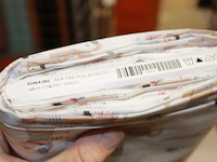 Rol stof 1 rol wit poesjes 148 breed 110 gr 11 meter - afbeelding 3 van  5