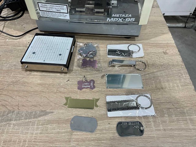 Roland - metaz mpx-95 - professionele graveermachine - afbeelding 3 van  13