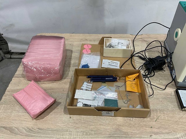 Roland - metaz mpx-95 - professionele graveermachine - afbeelding 2 van  10