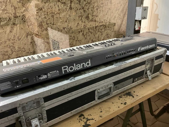 Roland fantom fa-76 synthesizer keyboard - afbeelding 7 van  8