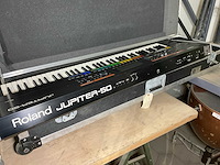 Roland jupiter-50 synthesizer keyboard - afbeelding 4 van  6