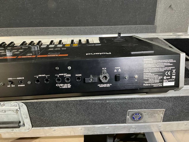 Roland jupiter-50 synthesizer keyboard - afbeelding 6 van  6