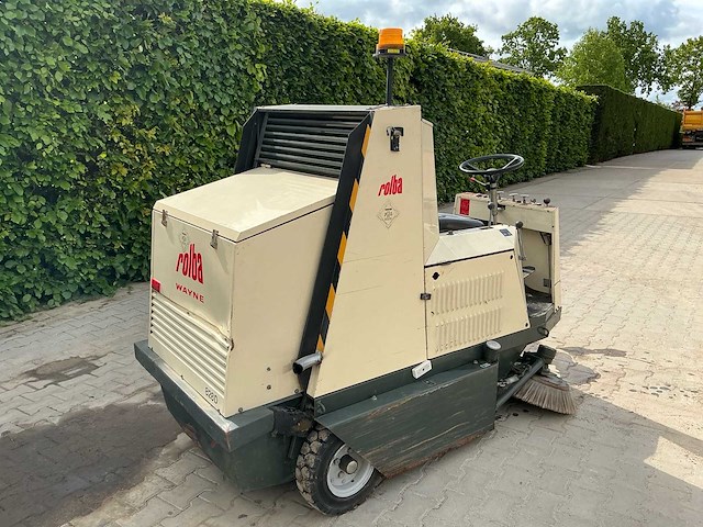 Rolba - 1988 - 828d - zelfrijdende veegmachine - afbeelding 17 van  27