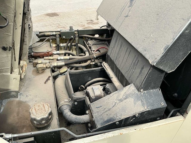 Rolba - 1988 - 828d - zelfrijdende veegmachine - afbeelding 18 van  27