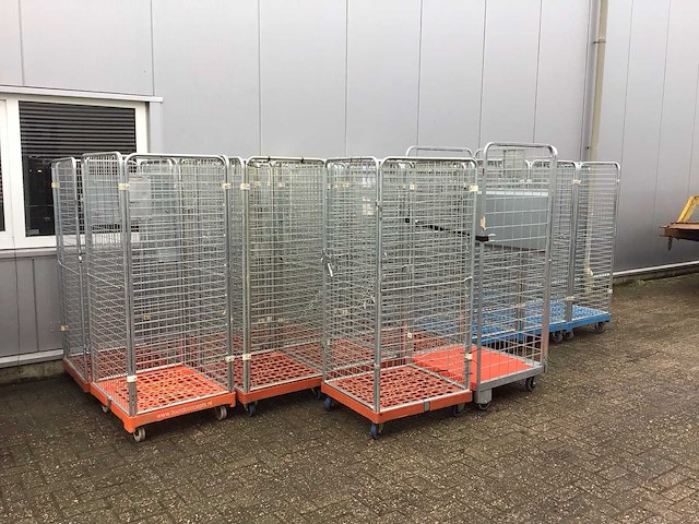Rolcontainer (17x) - afbeelding 1 van  2
