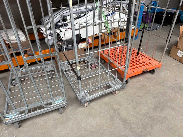 Rolcontainer (4x) - afbeelding 3 van  4