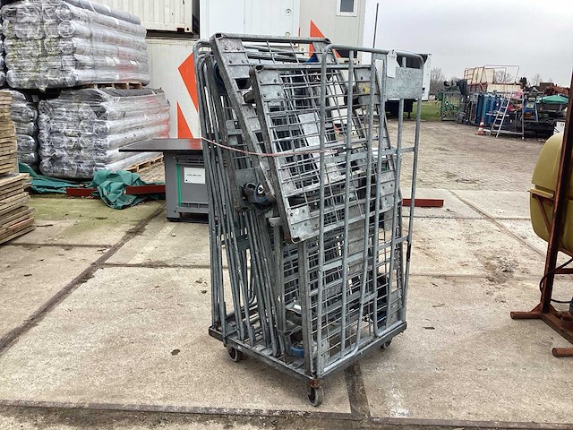 Rolcontainer (6x) - afbeelding 1 van  4