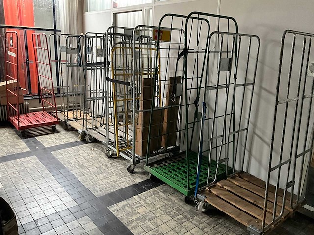 Rolcontainer (7x) - afbeelding 1 van  6