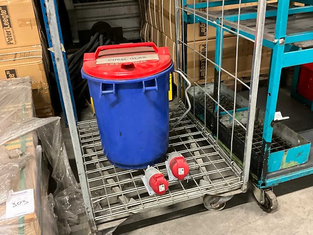 Rolcontainer / afvalemmer / 2x krachtstroom stopcontact - afbeelding 2 van  4