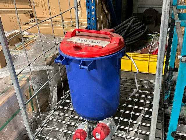 Rolcontainer / afvalemmer / 2x krachtstroom stopcontact - afbeelding 3 van  4