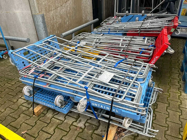 Rolcontainer ca 25 stuks - afbeelding 1 van  3
