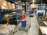 Rolcontainer en divers - afbeelding 1 van  5