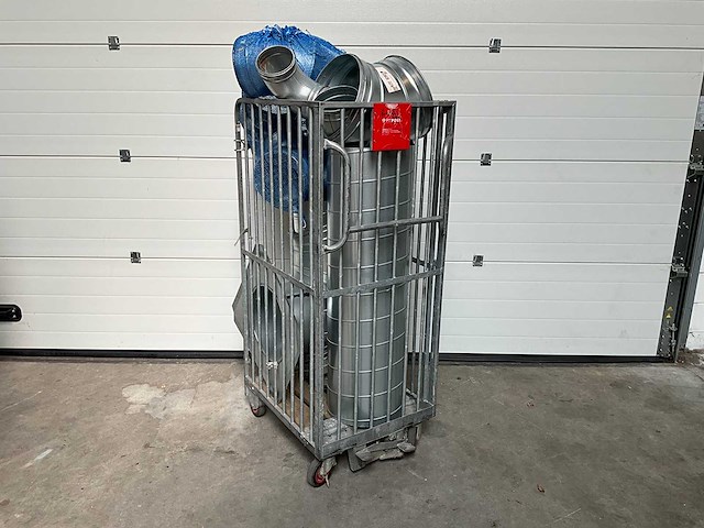 Rolcontainer met kanaalwerk - afbeelding 4 van  4