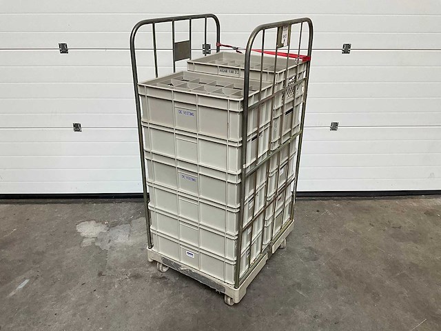 Rolcontainer met kratten - afbeelding 3 van  3