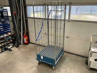 Rolcontainer met lekbak - afbeelding 1 van  3