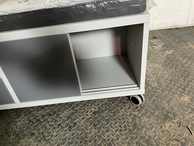 Rolcontainer met zit kussen 6383 opbergkast - afbeelding 4 van  5