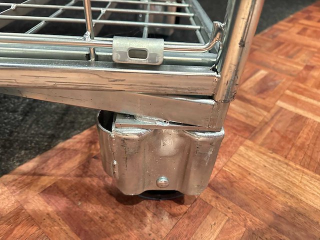 Rolcontainer - afbeelding 3 van  3