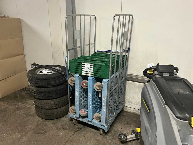 Rolcontainer - afbeelding 1 van  3