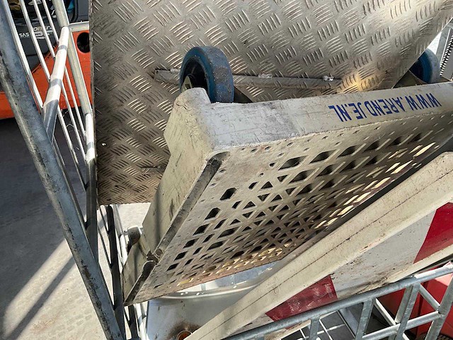 Rolcontainer - afbeelding 3 van  4