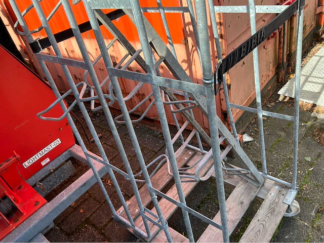 Rolcontainer - afbeelding 3 van  5