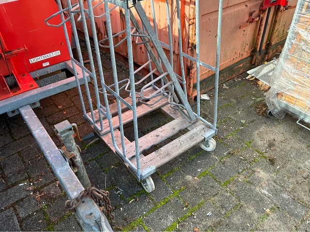 Rolcontainer - afbeelding 4 van  5