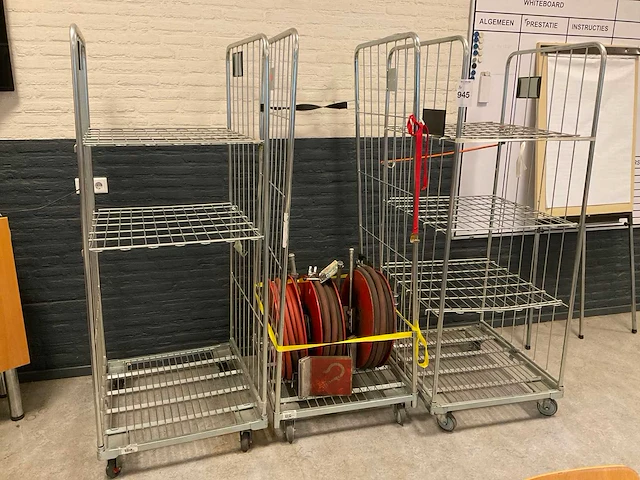 Rolcontainers (3x) - afbeelding 1 van  6