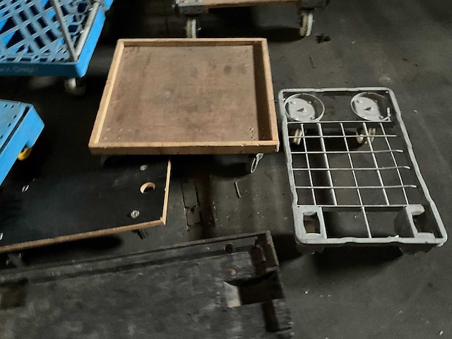 Rolcontainers en transportkarren - afbeelding 4 van  6