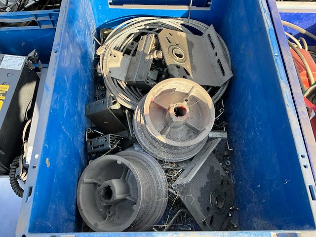 Roldeur en garagedeur (4x) - afbeelding 5 van  11