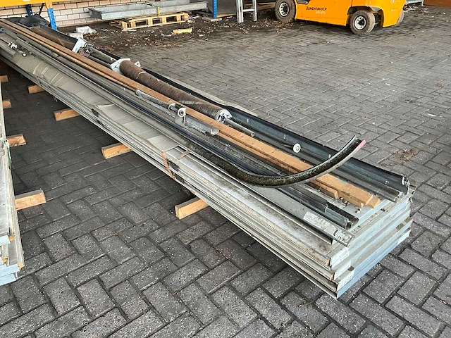 Roldeur en garagedeur (4x) - afbeelding 7 van  11