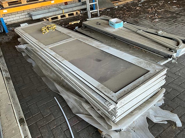 Roldeur en garagedeur (4x) - afbeelding 11 van  11