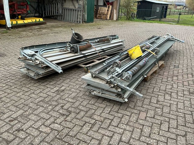 Roldeur / sectionaaldeur / rolpoort (2x) - afbeelding 1 van  17