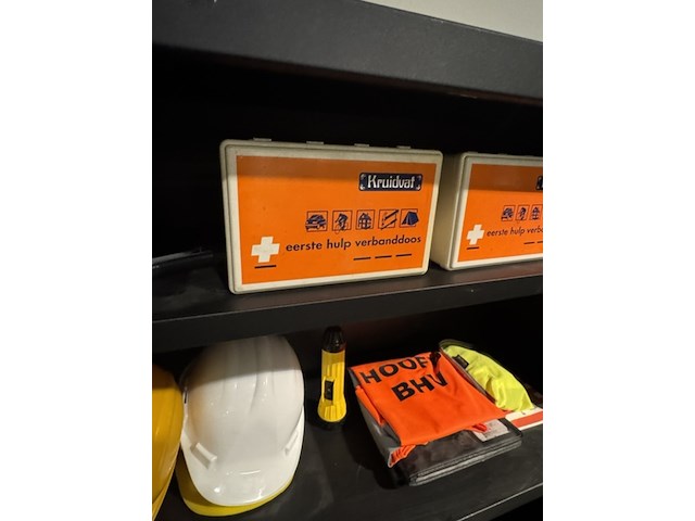 Roldeurkast met bhv en pbm materialen, zwart - afbeelding 4 van  9