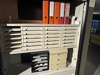 Roldeurkast met bhv en pbm materialen, zwart - afbeelding 9 van  9