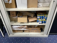 Roldeurkast met inhoud (3x) - afbeelding 12 van  16