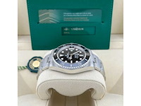 Rolex - submariner date - 2025 -126610ln - full set - afbeelding 4 van  5