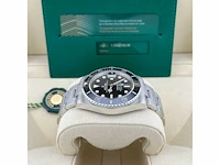 Rolex - submariner date - 2025 -126610ln - full set - afbeelding 4 van  5