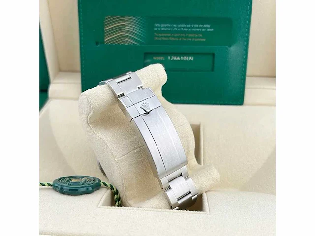 Rolex - submariner date - 2025 -126610ln - full set - afbeelding 5 van  5
