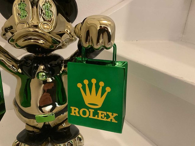 Rolex dagobert duck sculptuur - afbeelding 2 van  9