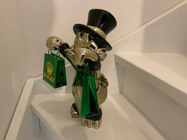 Rolex dagobert duck sculptuur - afbeelding 4 van  9