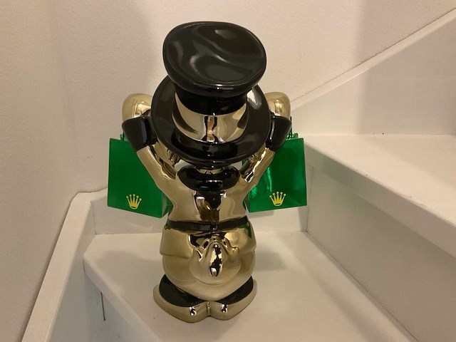 Rolex dagobert duck sculptuur - afbeelding 6 van  9