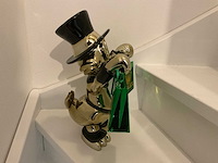 Rolex dagobert duck sculptuur - afbeelding 8 van  9