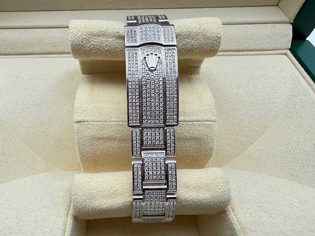 Rolex datejust 31 | 278240 | full "iced" out with natural diamonds arabic dial - afbeelding 9 van  12